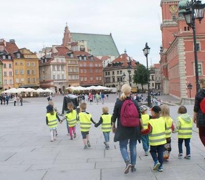 Wycieczka dzieci po Starym Mieście 03